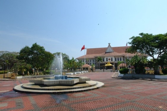 Projek Menaiktaraf Dataran Wisma Darul Aman